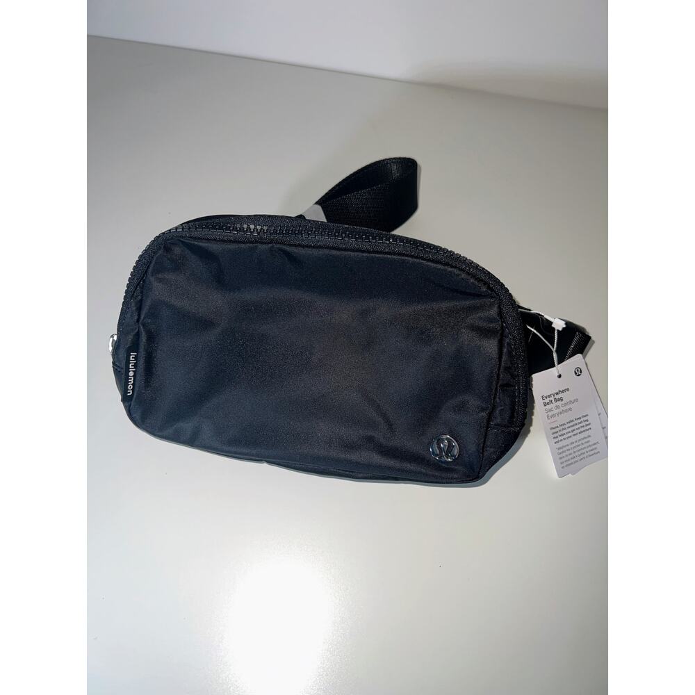 New Lululemon Everywhere Belt Bag in Black